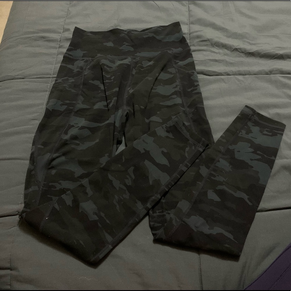 Alphalete Camo Legging - Large